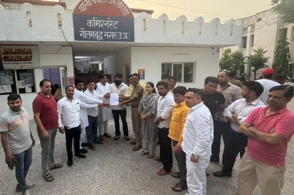 ब्राह्मण समाज पर कथित टिप्पणी के विरोध में सपा प्रवक्ता राजकुमार भाटी के खिलाफ नोएडा में मुकदमा दर्ज
